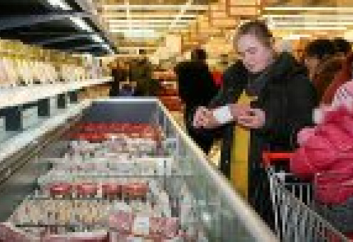 Из перечня социально значимых товаров в Беларуси исключены некоторые мясные продукты, сыры, рыба