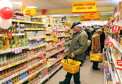 За год в Украине выросли цены на 96 % продуктов питания из социального списка