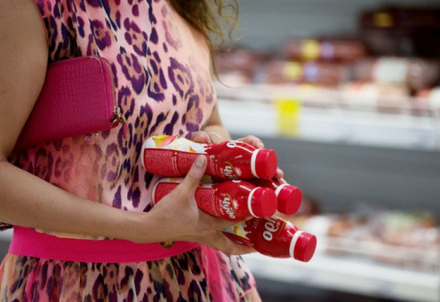 Россияне отказываются от кефира и йогурта в пользу более дешевых продуктов