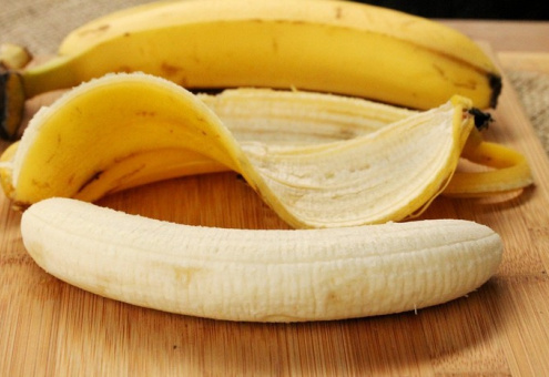 Японские фермеры нашли способ выращивания бананов со съедобной кожурой