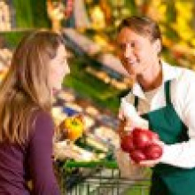 Самые вежливые продавцы супермаркетов в Швеции и Швейцарии