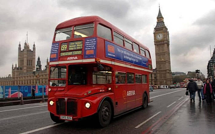 Лондон, автобусы, топливо, спитый кофе
