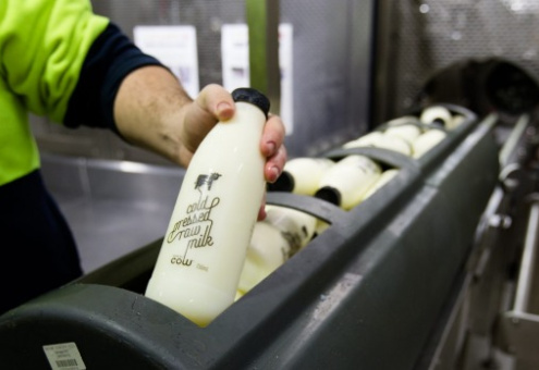 В Австралии появилось прессованное холодом молоко