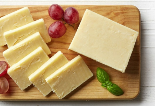 Российские ученые расшифровали структуру фермента, необходимого для производства сыра