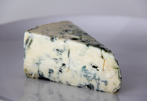 Норвежский сыр с голубой плесенью — лучший в мире