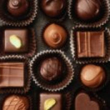 45% продаж шоколадных изделий приходится на конфеты в коробках